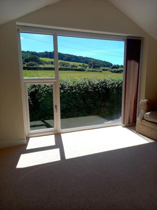 Cosy 2 Bed Cottage Between Snowdonia And The Sea Llandegai Exterior foto